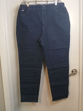 New! Lee Women's Dark Blue Relaxed Tapered Leg Mid Rise Elastic Waist Jeans 16W